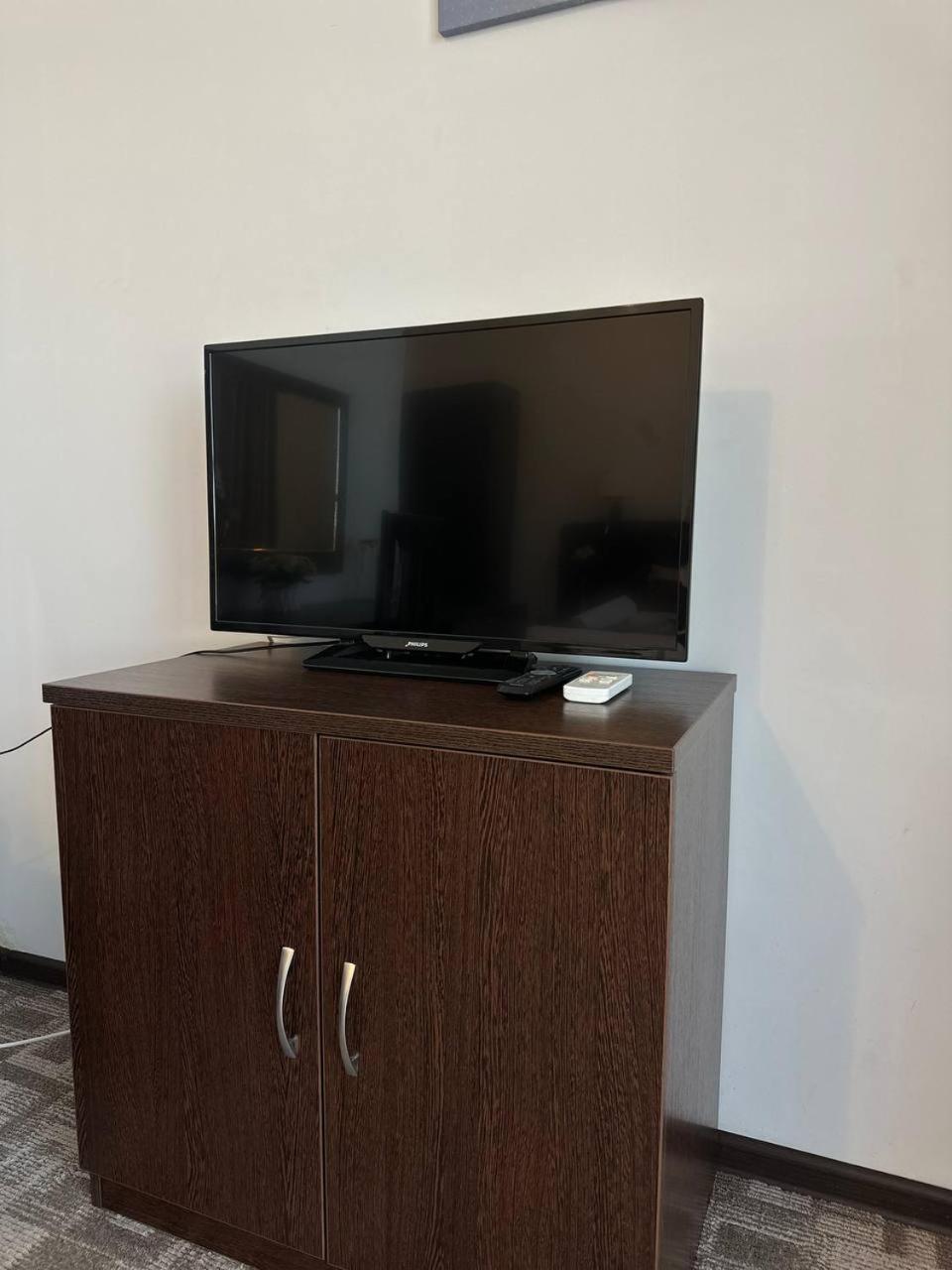 Tanzharyk Hotel Aktobe Bagian luar foto