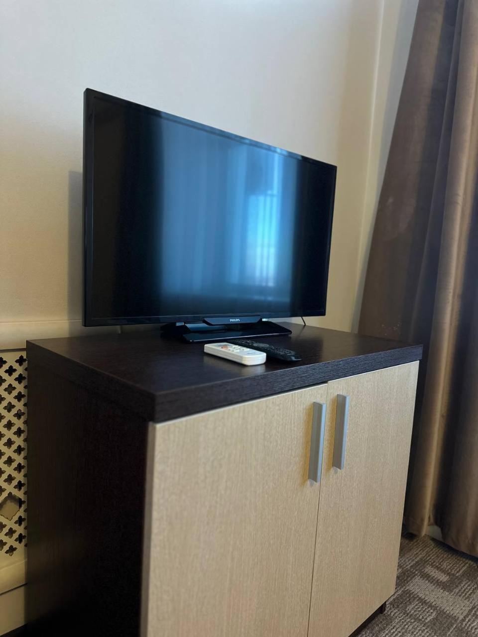 Tanzharyk Hotel Aktobe Bagian luar foto