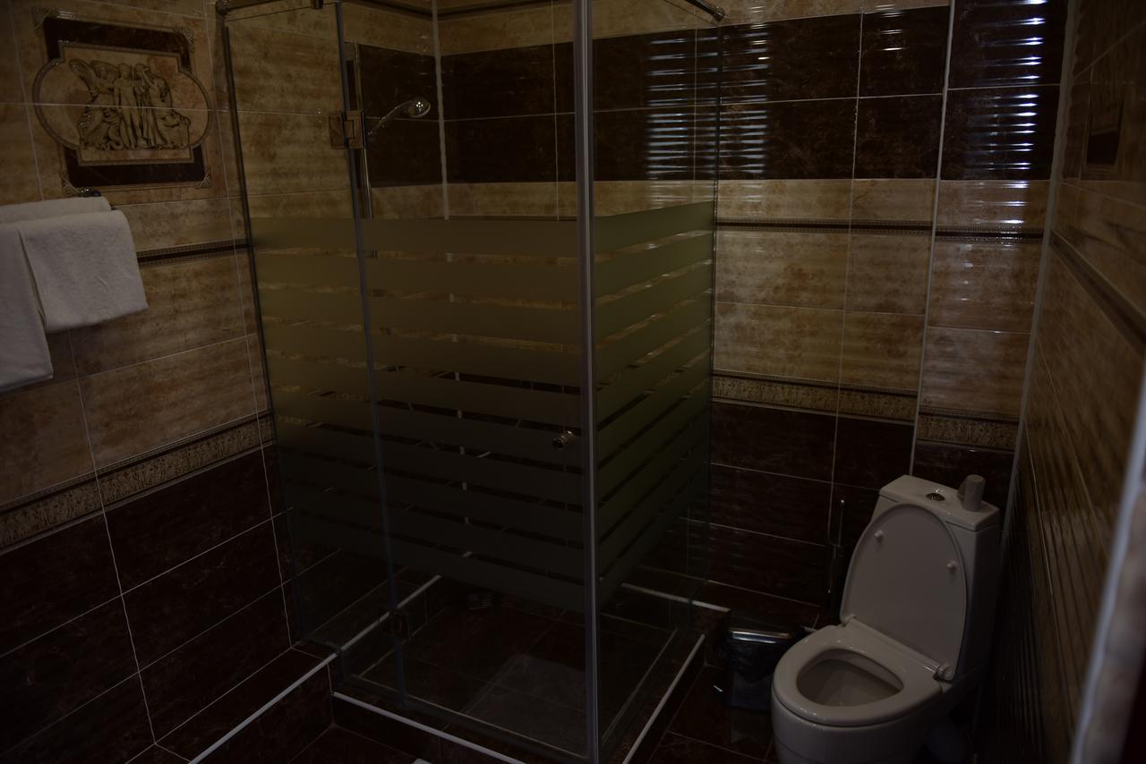Tanzharyk Hotel Aktobe Bagian luar foto