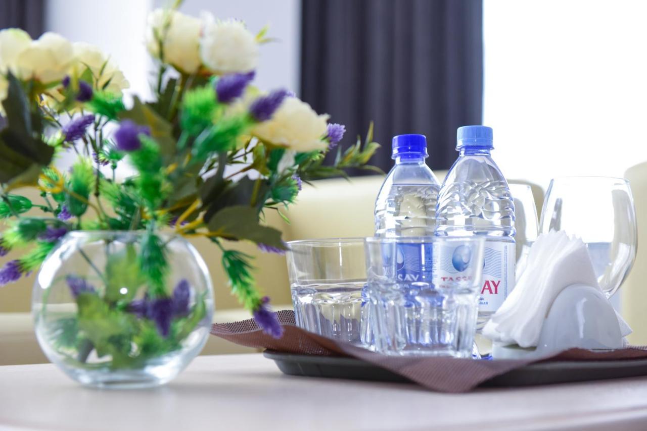 Tanzharyk Hotel Aktobe Bagian luar foto